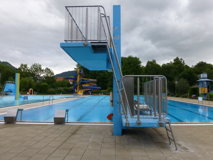 5- TÃ¤ler Bad Geislingen Sprunganlage saniert (5)